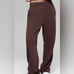ALO Accolade Straight Leg Sweatpant- Brownstone Men S/ Women M Authentic
